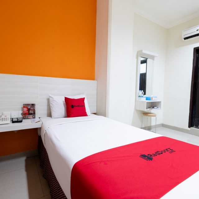 jasa fotografi interior RedDoorz Monumen Mandala (6)